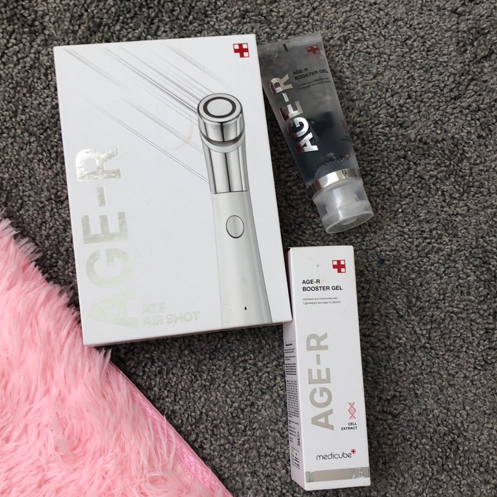 Brand new medicube Age-r set